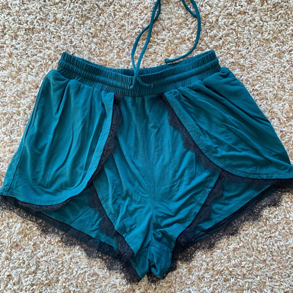 Lovers + Friends Lace Shorts S